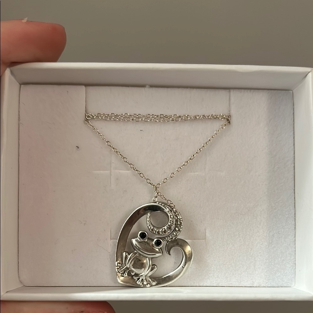 Silver Frog Pendant Necklace